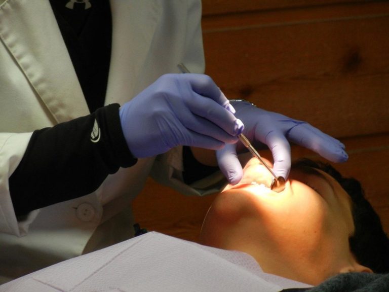 Jaka jest najlepsza metoda wybielania zębów?