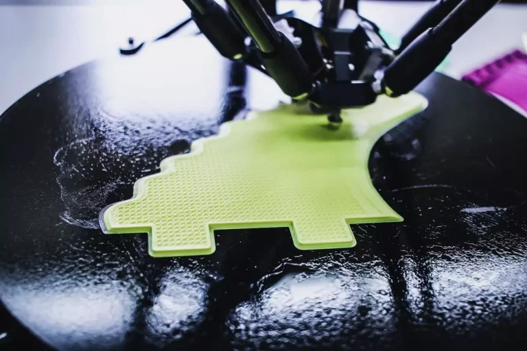 PLA, PETG czy ABS? Przewodnik po materiałach w druku 3D dla początkujących